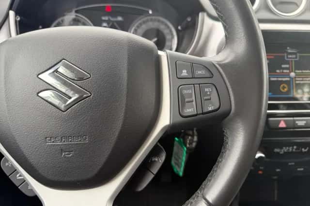 Suzuki Vitara (2021) thumbnail 17