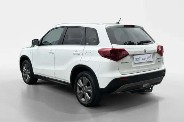 Suzuki Vitara (2021) thumbnail 3
