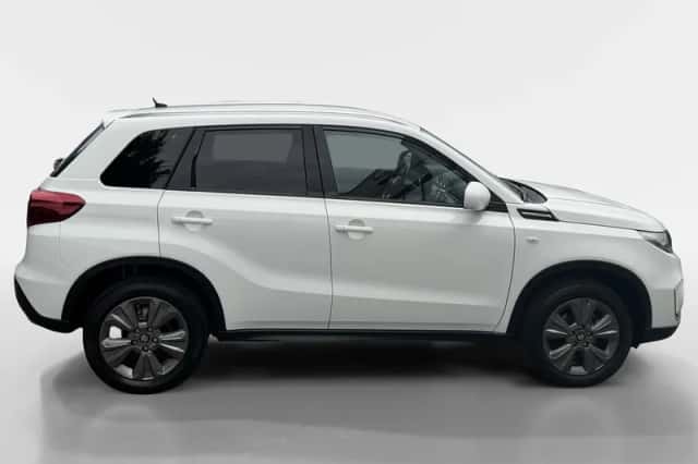 Suzuki Vitara (2021) thumbnail 6