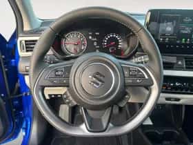 Suzuki Swift (2025) thumbnail 9