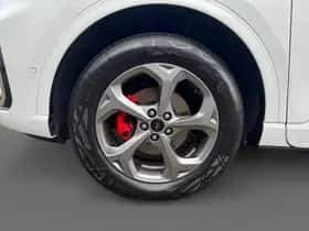 Ford Kuga (2025) thumbnail 16