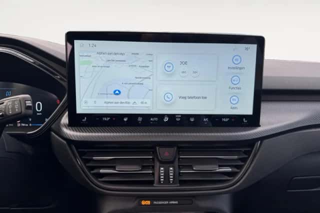 Ford Kuga (2025) thumbnail 23