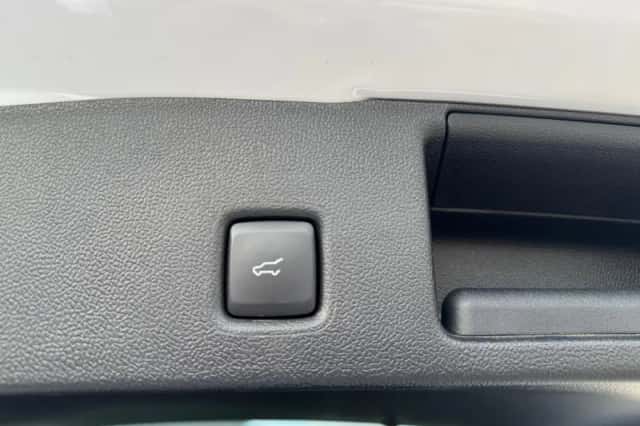 Ford Kuga (2025) thumbnail 26