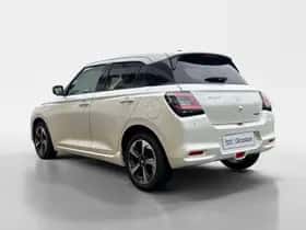 Suzuki Swift (2025) thumbnail 2