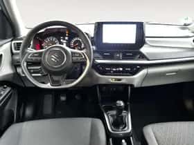 Suzuki Swift (2025) thumbnail 11