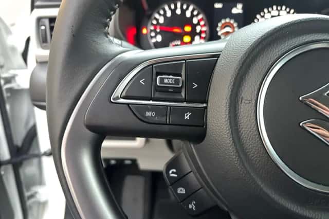 Suzuki Swift (2025) thumbnail 14