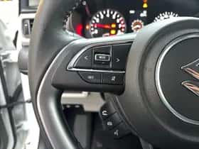 Suzuki Swift (2025) thumbnail 14