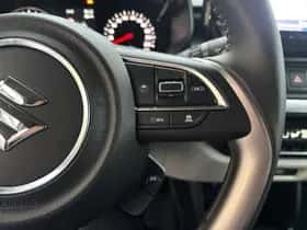 Suzuki Swift (2025) thumbnail 15