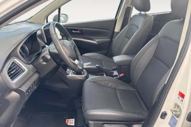 Suzuki S-Cross (2026) thumbnail 9