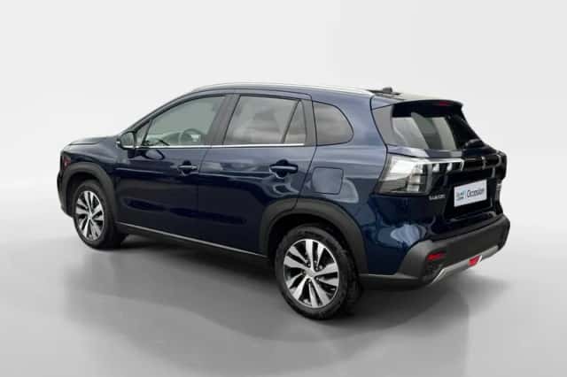 Suzuki S-Cross (2024) thumbnail 3