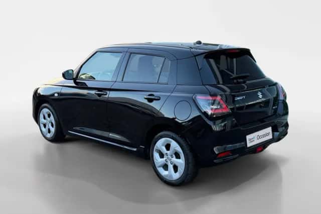 Suzuki Swift (2025) thumbnail 3