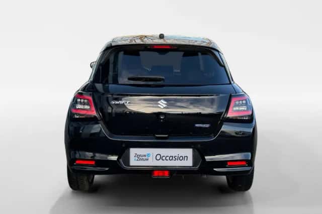 Suzuki Swift (2025) thumbnail 4