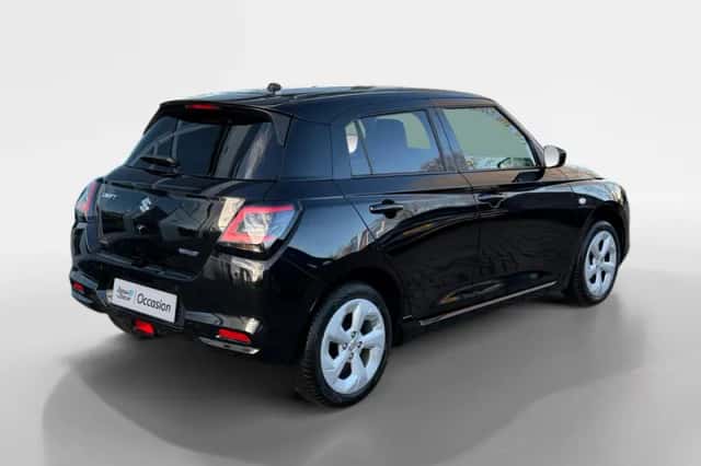 Suzuki Swift (2025) thumbnail 5
