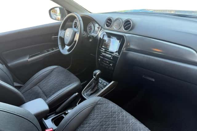 Suzuki Vitara (2024) thumbnail 12