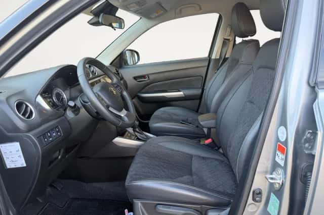 Suzuki Vitara (2024) thumbnail 9