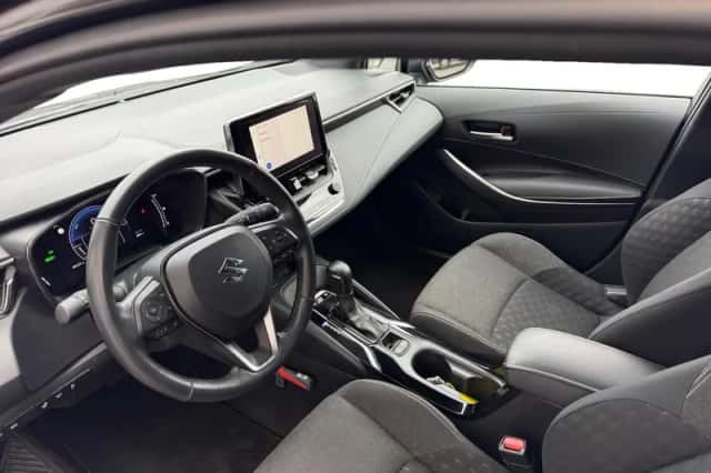 Suzuki Swace (2024) thumbnail 14