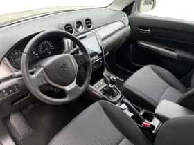 Suzuki Vitara (2025) thumbnail 11