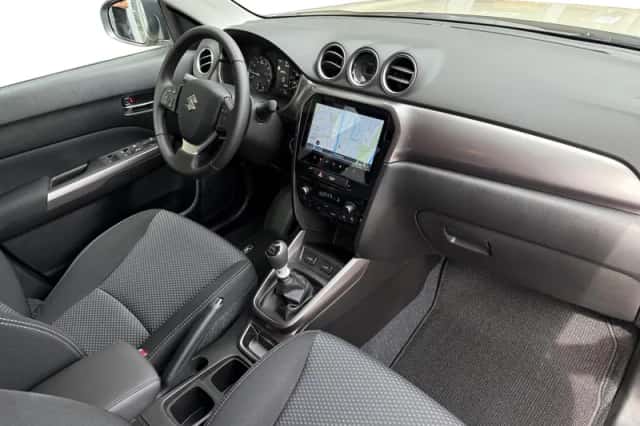 Suzuki Vitara (2025) thumbnail 13