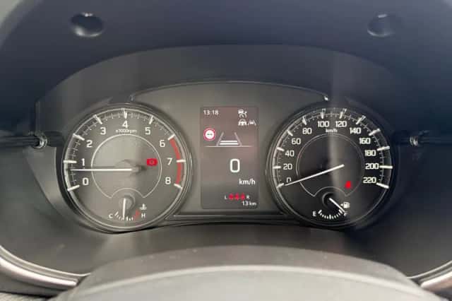 Suzuki Vitara (2025) thumbnail 15
