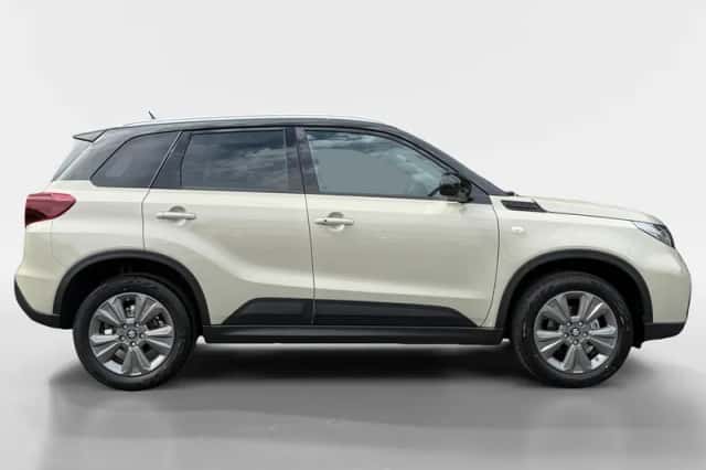 Suzuki Vitara (2025) thumbnail 6