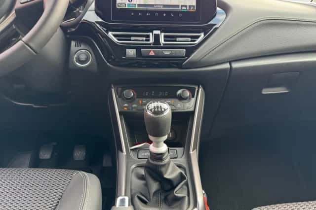 Suzuki S-Cross (2025) thumbnail 13