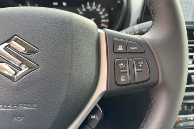 Suzuki S-Cross (2025) thumbnail 19