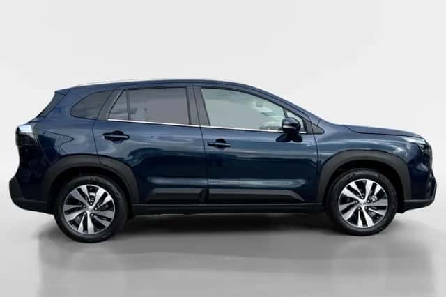 Suzuki S-Cross (2025) thumbnail 3