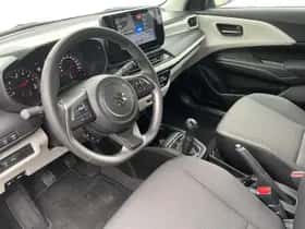 Suzuki Swift (2025) thumbnail 10