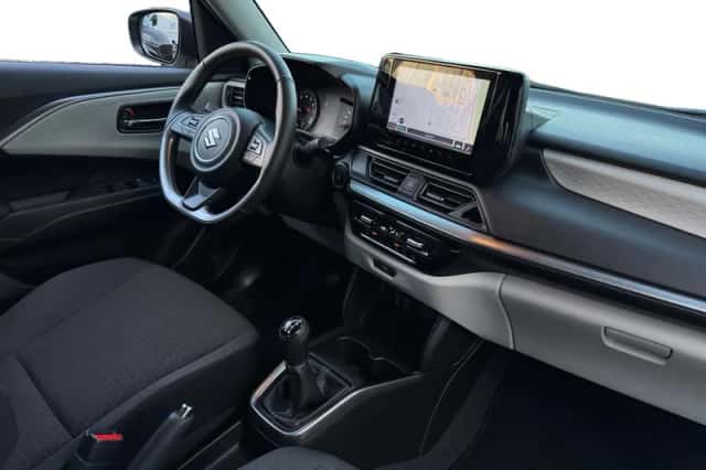 Suzuki Swift (2025) thumbnail 14