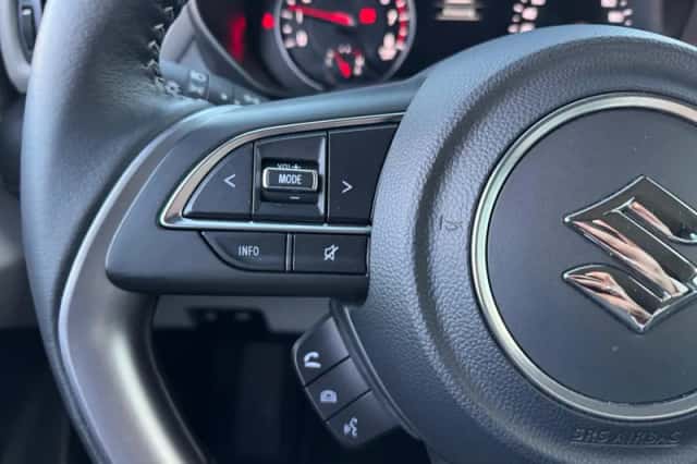 Suzuki Swift (2025) thumbnail 17