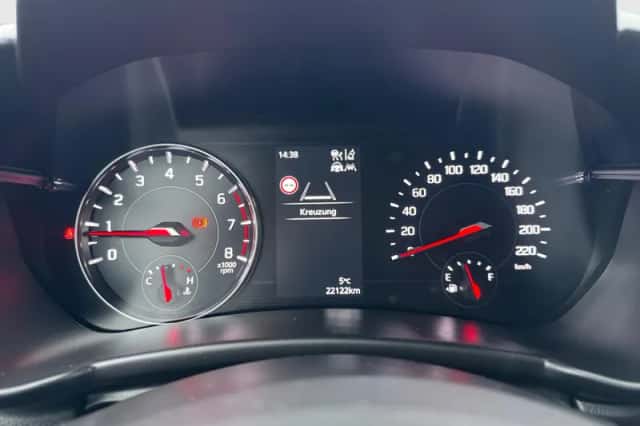 Suzuki Swift (2025) thumbnail 17