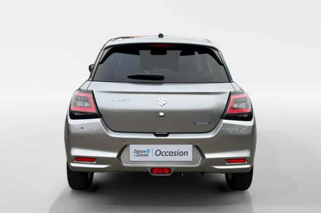 Suzuki Swift (2025) thumbnail 6