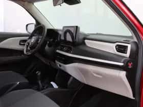 Suzuki Swift (2026) thumbnail 9