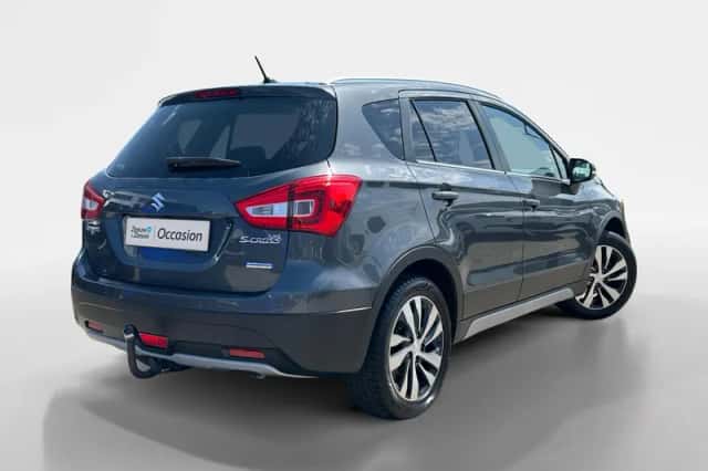 Suzuki S-Cross (2021) thumbnail 2