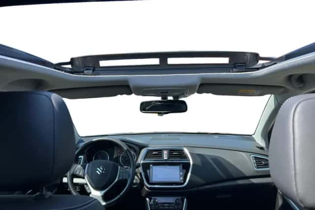 Suzuki S-Cross (2021) thumbnail 15
