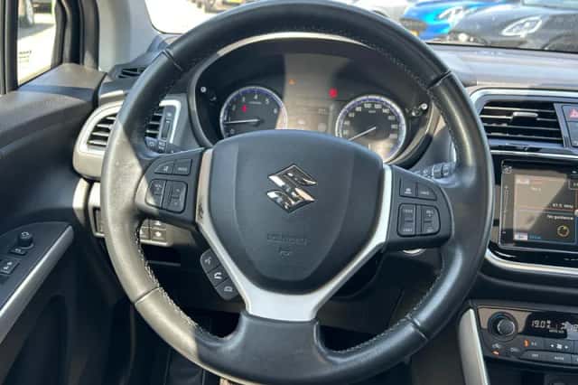 Suzuki S-Cross (2021) thumbnail 19