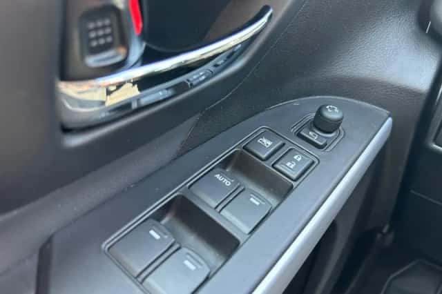 Suzuki S-Cross (2021) thumbnail 29