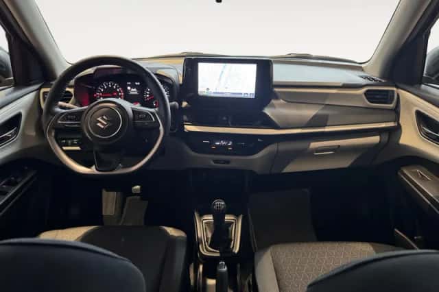 Suzuki Swift (2025) thumbnail 12