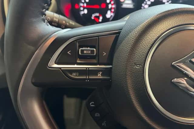 Suzuki Swift (2025) thumbnail 16