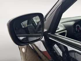 Suzuki Swift (2025) thumbnail 9