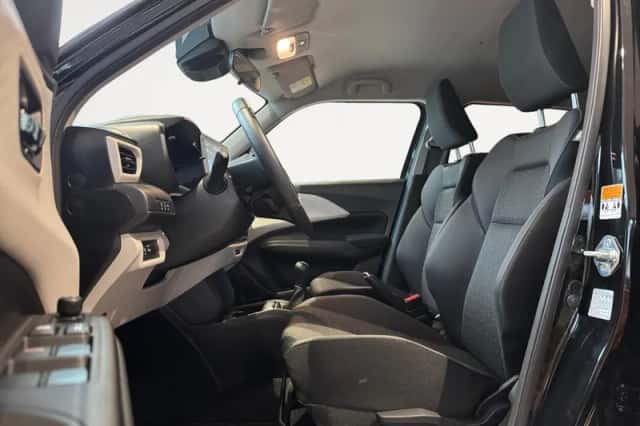Suzuki Swift (2025) thumbnail 10