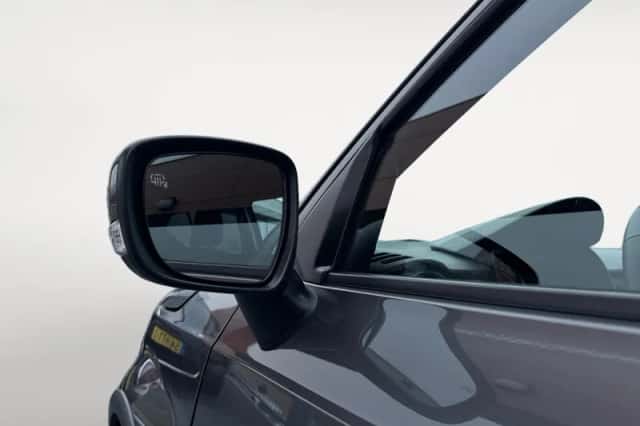 Suzuki Ignis (2024) thumbnail 14