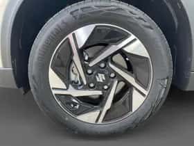 Suzuki Vitara (2025) thumbnail 13
