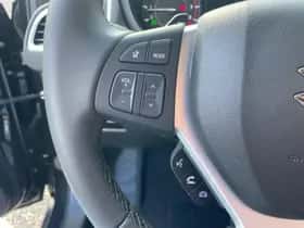 Suzuki S-Cross (2026) thumbnail 16