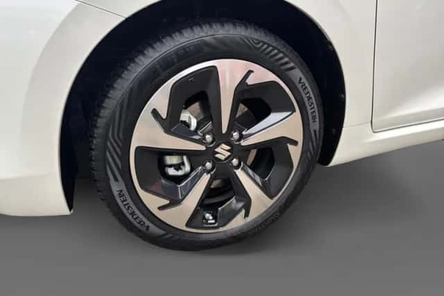 Suzuki Swift (2026) thumbnail 7