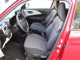Suzuki Swift (2026) thumbnail 6