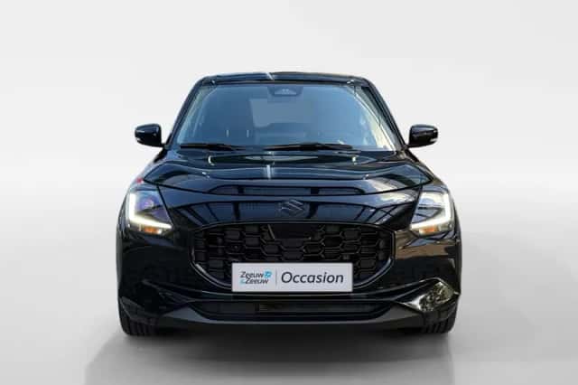 Suzuki Swift (2025) thumbnail 2