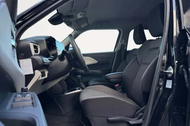 Suzuki Swift (2025) thumbnail 13