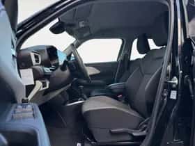 Suzuki Swift (2025) thumbnail 13