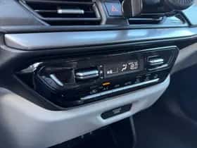 Suzuki Swift (2025) thumbnail 22
